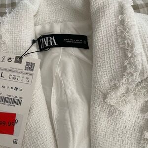 Zara White Textured Jacket